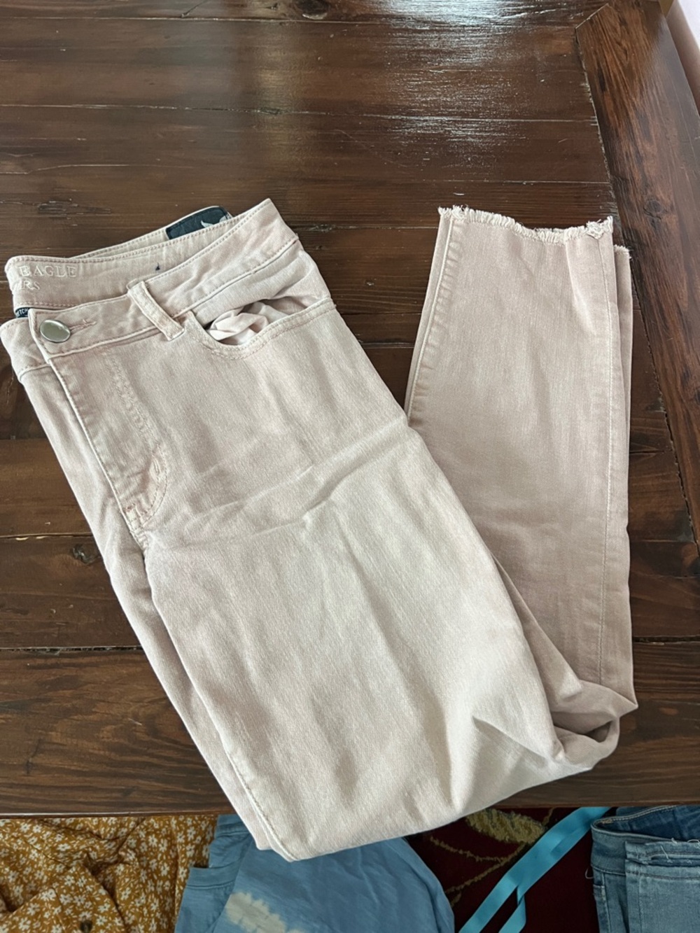 American Eagle Outfitters Light Blush Cropped Jeans with Frayed Hem